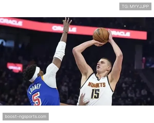持球规则全解析:不懂这几点,关键时刻违例就亏大了! 持球规则全解析:不懂这几点,关键时刻违例就亏大了!